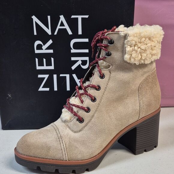 Naturalizer Veruna2 Size 10 Oatmeal Chunky Heel Boot - New - Picture 1 of 9